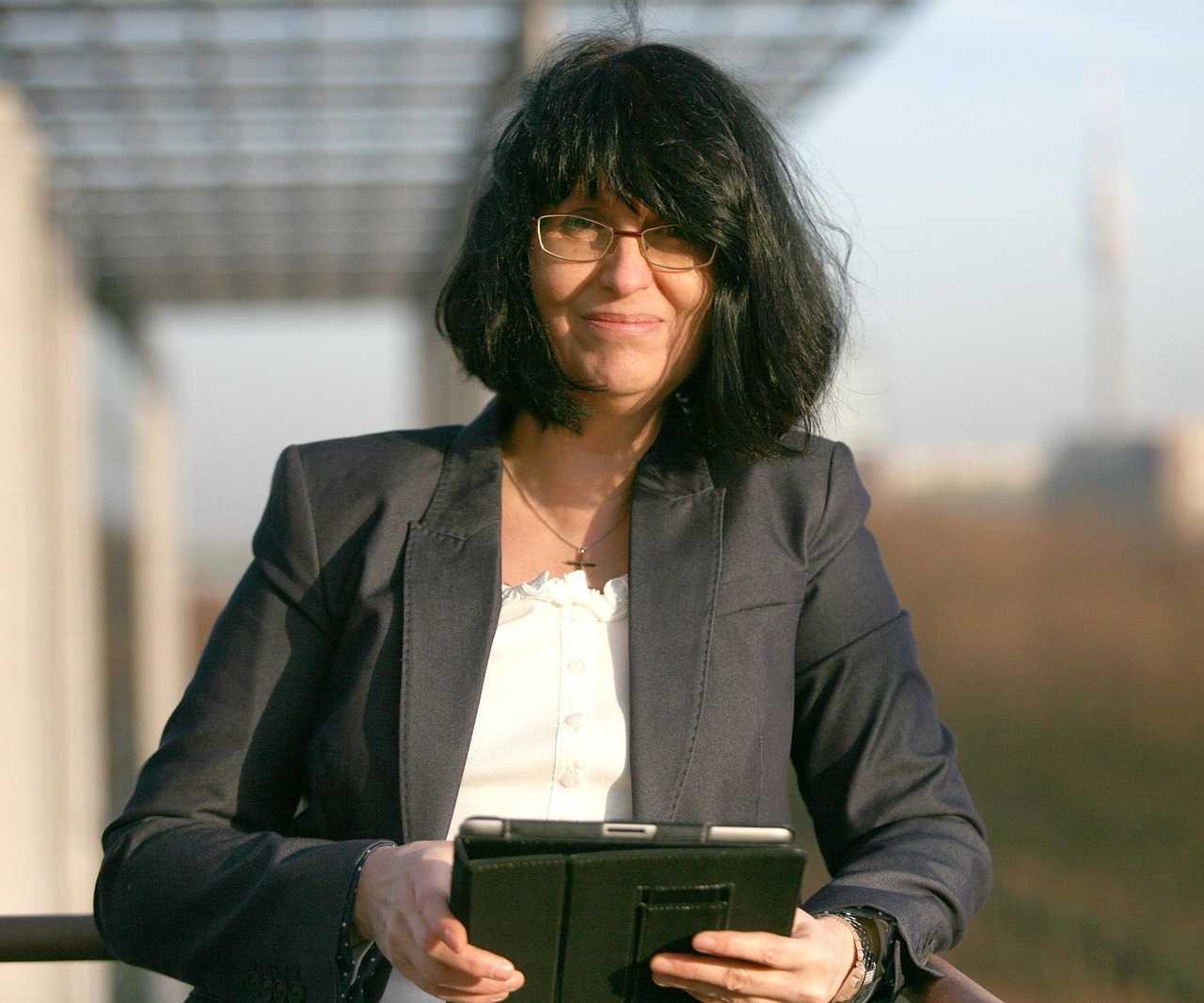 game changing founders